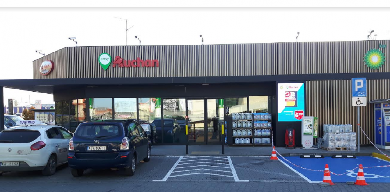 Na początku grudnia otwarte zostały dwa sklepy Easy Auchan na stacjach BP (materiały prasowe)
