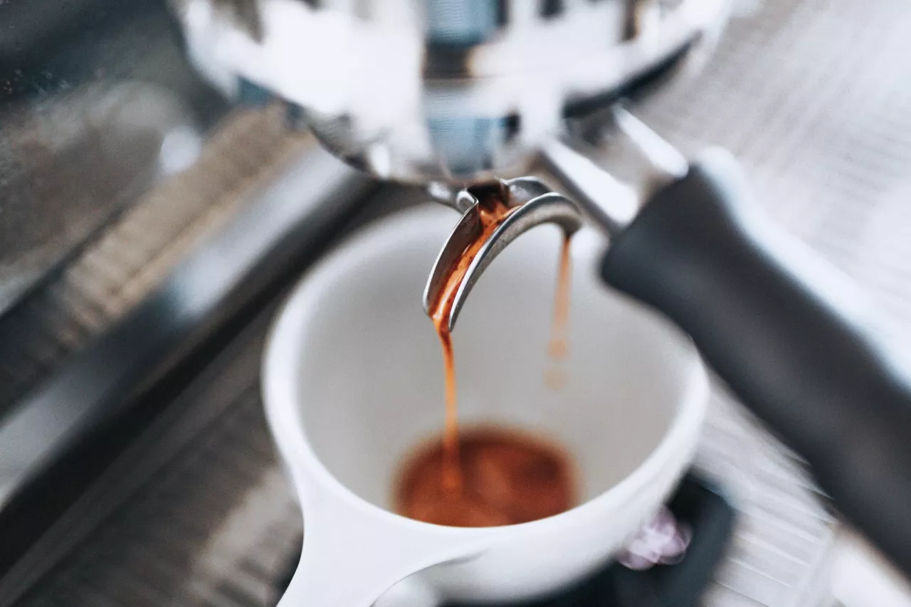 Polacy wydali w rok ponad 3 mld zł na kawę (Shutterstock)