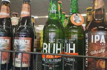 Piwo Buh na sklepowej półce (fot. wiadomoscihandlowe.pl)