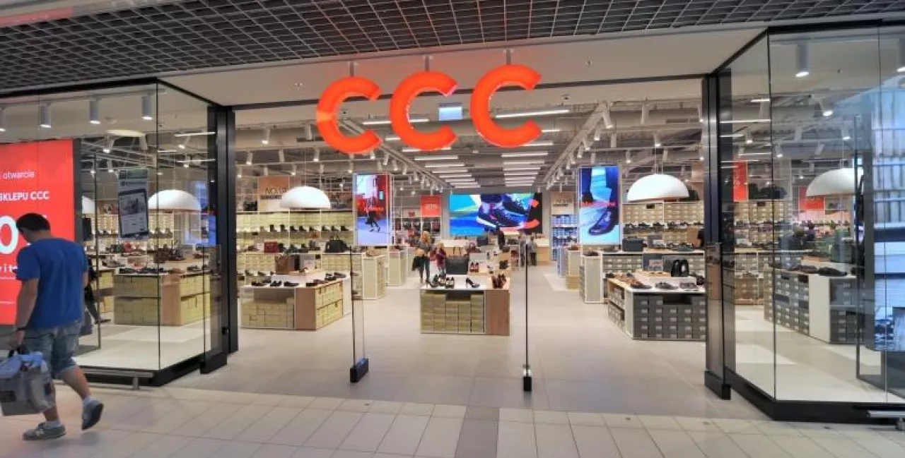 Na zdj. salon CCC w Auchan Swadzim (fot. materiały prasowe)