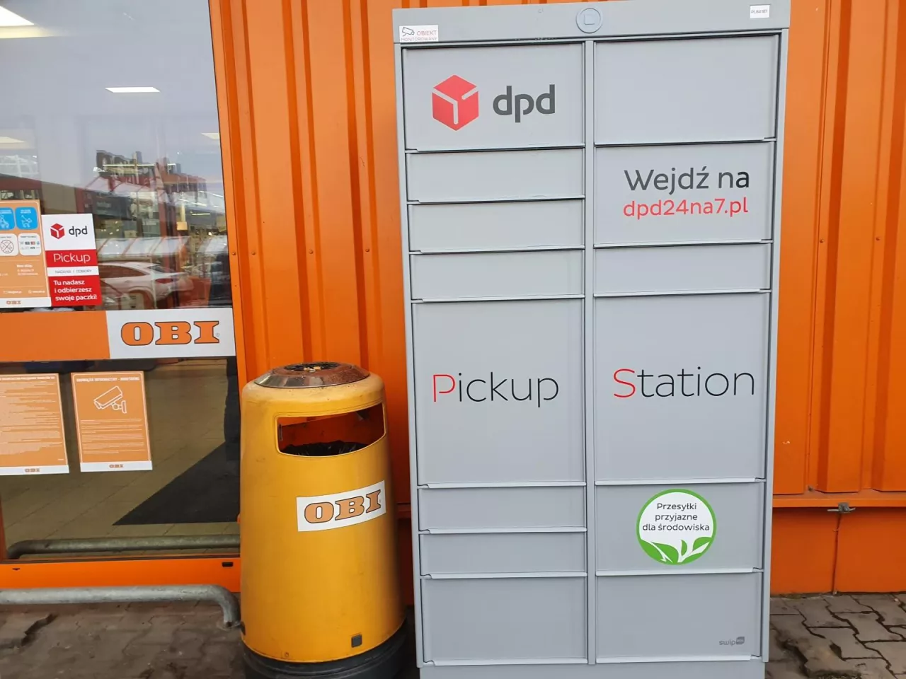 DPD Pickup Station przy sklepie OBI (fot. wiadomoscihandlowe.pl)