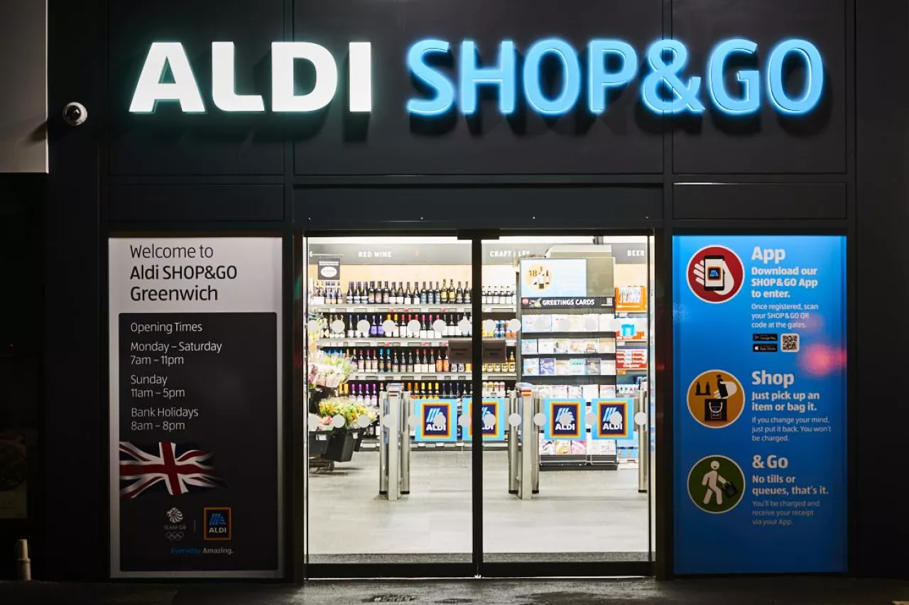 Aldi Shop &amp; Go, klep bezobsługowy sieci Aldi (Aldi UK)