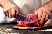 Wojna na Ukrainie wpłynie na globalny rynek mięsa (Shutterstock)