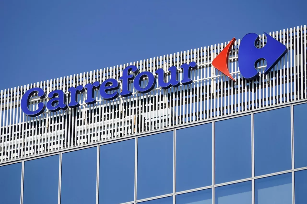 Szyld Carrefour pojawi się w Izraelu (fot. LCV / Shutterstock.com)