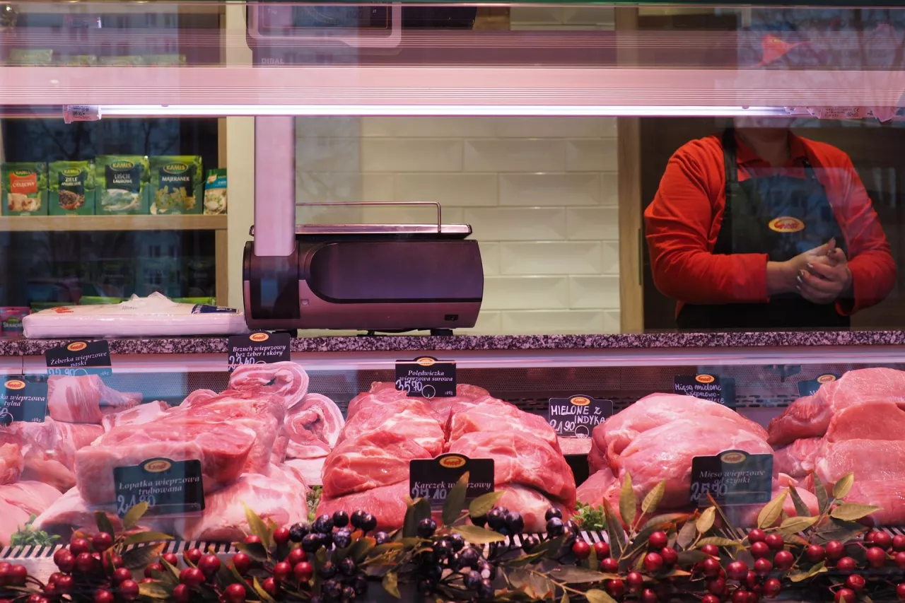 Ceny mięsa pójdą w górę (fot. Łukasz Rawa/wiadomoscihandlowe.pl)