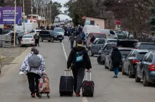 Uchodźcy na ukraińskiej granicy (shutterstock.com)