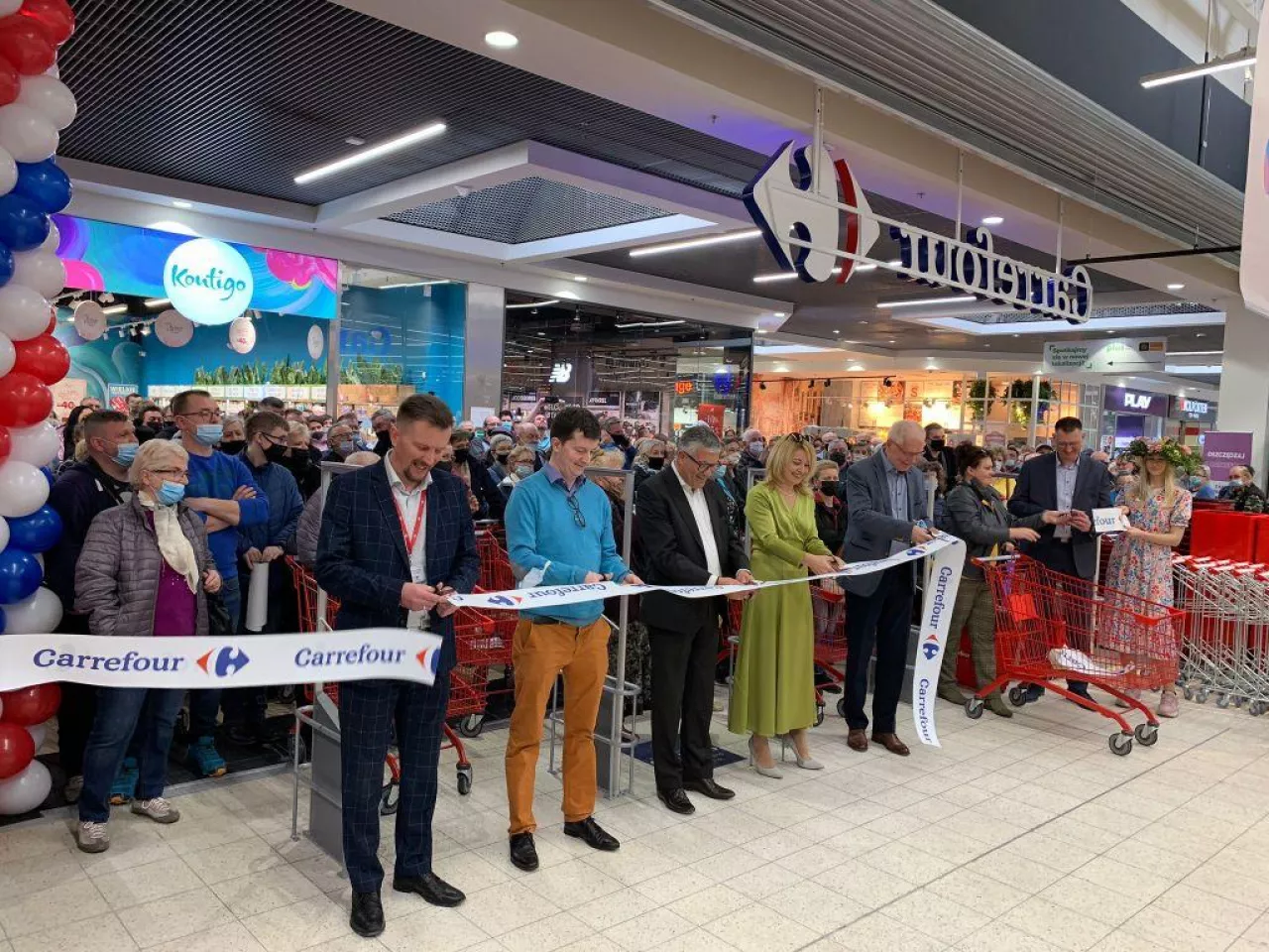 23 marca w samo południe sieć Carrefour uroczyście otworzyła hipermarket w centrum handlowym Gemini Park w Tarnowie (materiały prasowe)