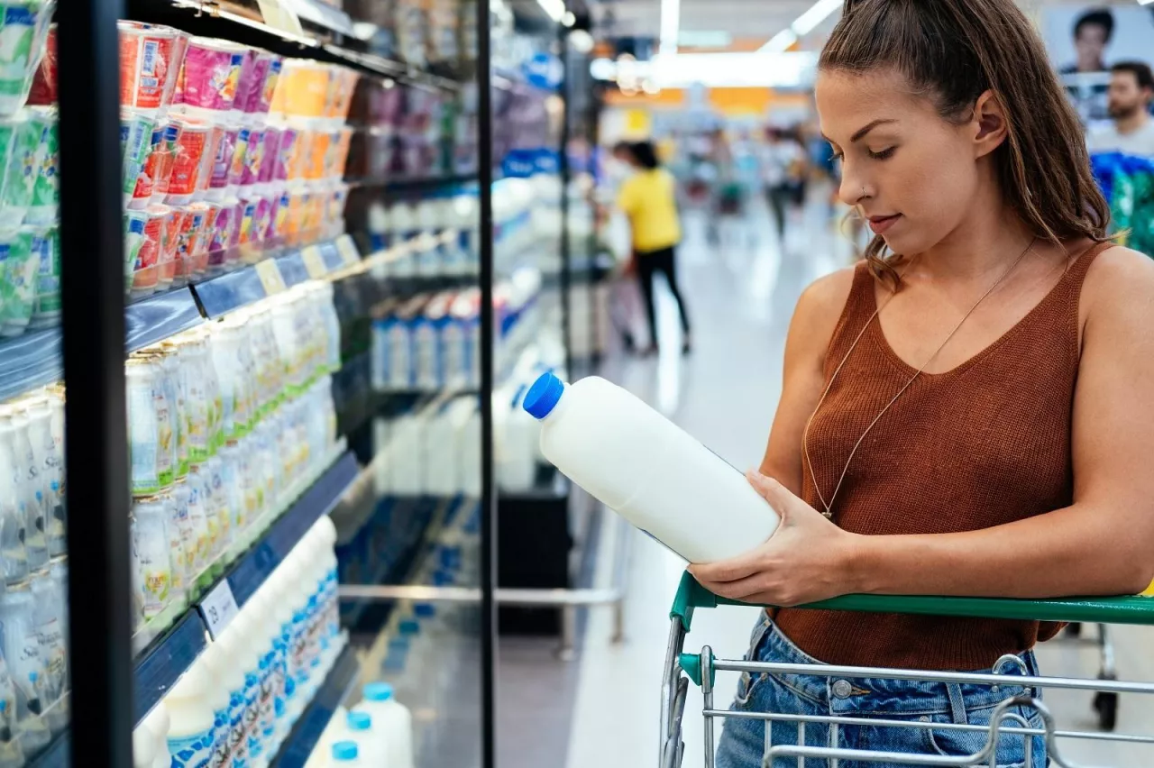 Ceny żywności wzrosły w kwietniu o 4,2 proc. miesiąc do miesiąca (fot. Shutterstock)