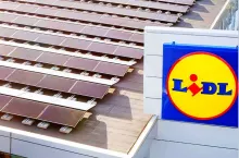 KE proponuje obowiązek instalowania paneli fotowoltaicznych na budynkach komercyjnych od 2025 r. (Lidl Polska)