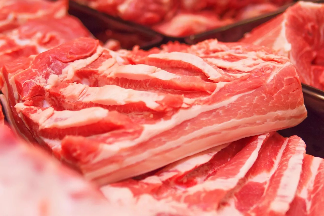 KE prognozuje, że do 2030 r. produkcja mięsa spadnie w UE o 2,3 proc. w porównaniu do 2020 r. (fot. Łukasz Rawa, wiadomoscihandlowe.pl)