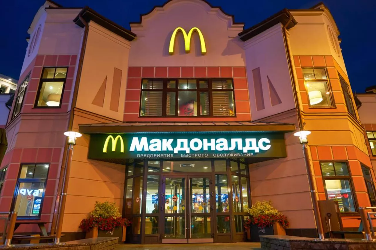 McDonald‘s sprzedaje restauracje w Rosji (Shutterstock)