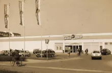 Sklep Polomarket z lat 90-tych XX w. (Polomarket)