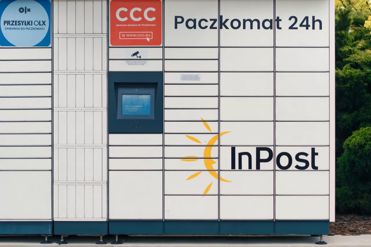 Maszyna firmy InPost (fot. Łukasz Rawa/wiadomoscihandlowe.pl)