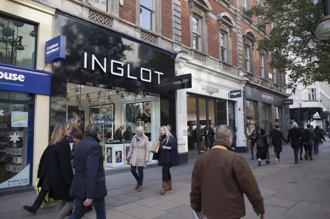 Salon polskiej firmy Inglot na Oxford Street w Londynie (fot. mat. prasowe)