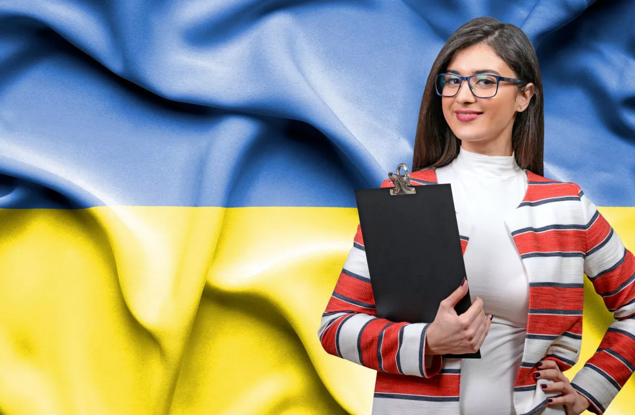 Pracownica z Ukrainy (Shutterstock)