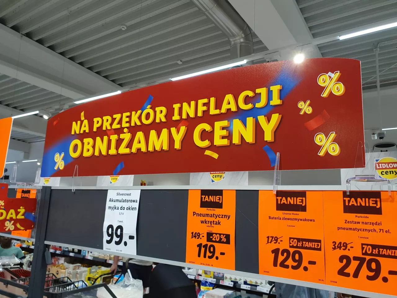 Sierpień przyniósł kolejny rekord drożyzny, choć analitycy spodziewali się spadku inflacji CPI (fot. wiadomoscihandlowe.pl)