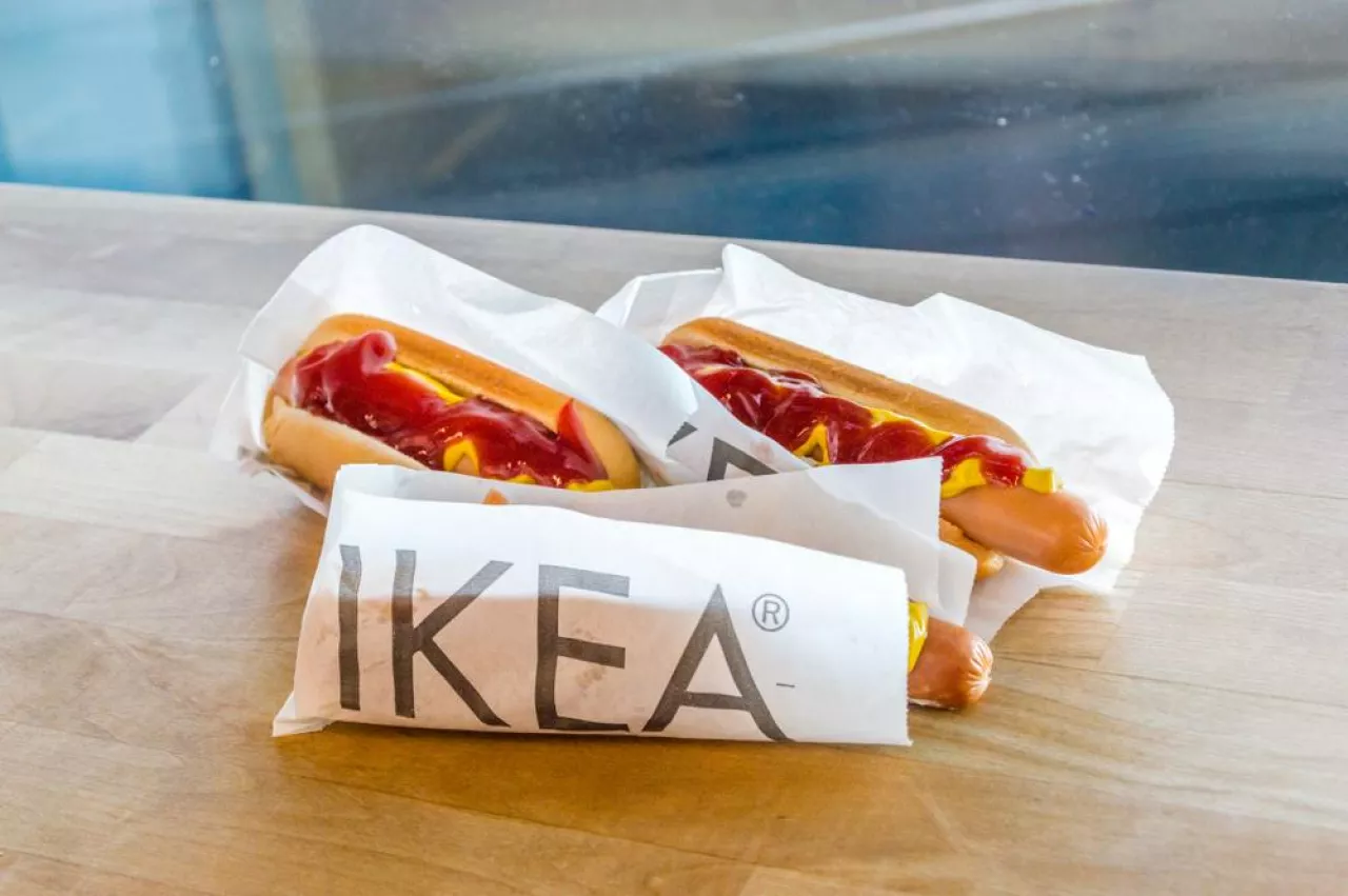 Hot dogi z bistro Ikea (Shutterstock)