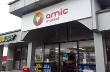 Na zdj. sklep Amic Market i punkt gastronomiczny Subway na stacji Amic Energy (fot. wiadomoscihandlowe.pl)