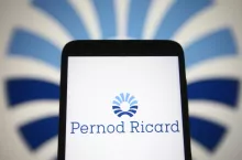 Pernod Ricard (shutterstock.com)