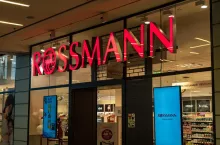 Sklep sieci Rossmann (Shutterstock)