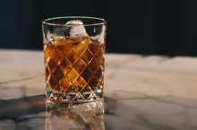 Glenfiddich ma 20-proc. udział segmencie alkoholi whisky single malt, który od kilku lat dynamicznie zwiększa swoją wartość (fot. Ambitious Creative Co.  - Rick Barrett/Unsplash)
