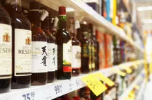 Zmiany w akcyzie dla producentów alkoholi (fot. Łukasz Rawa/wiadomoscihandlowe.pl)