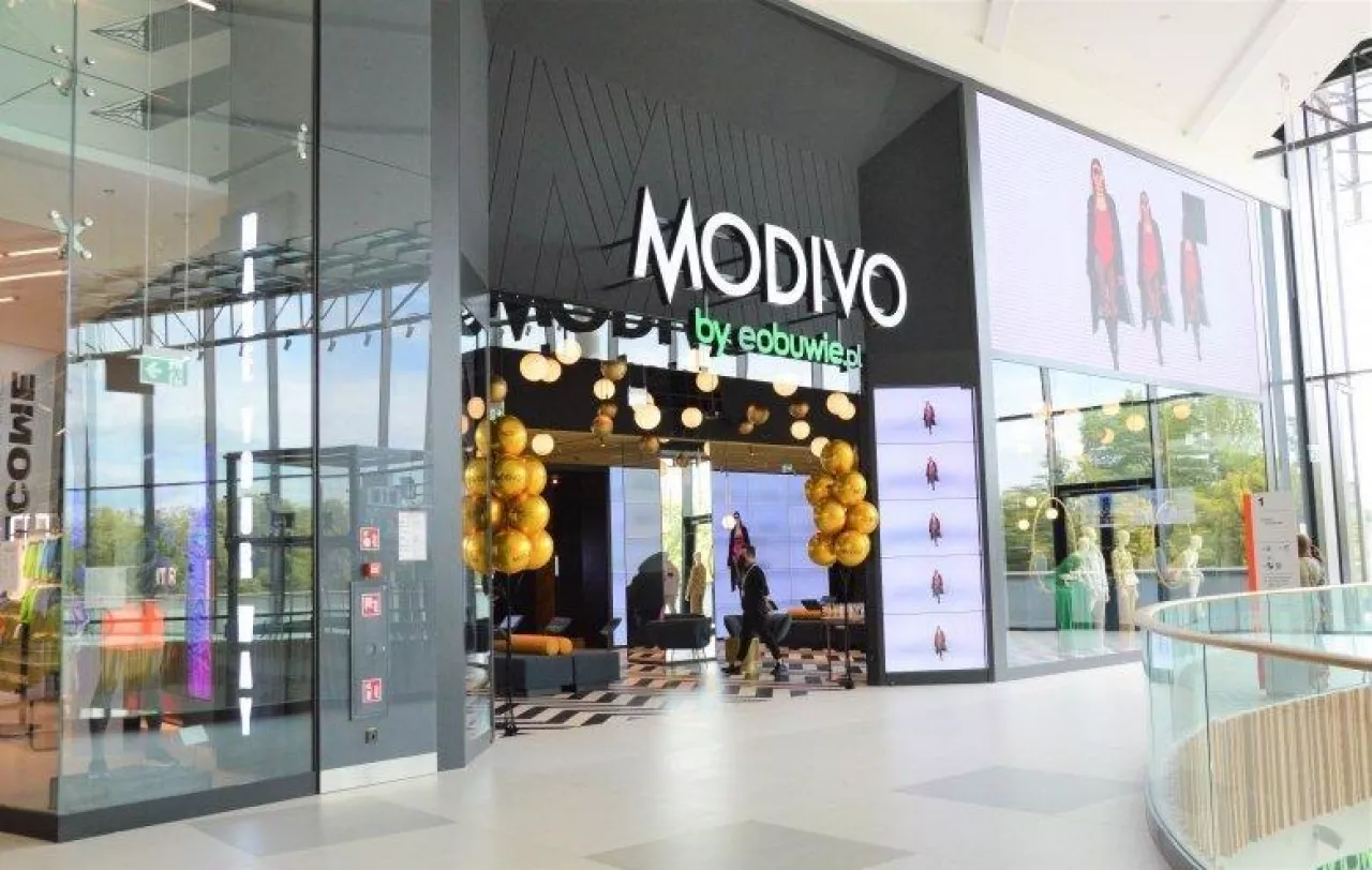 Wejście do sklepu Modivo w Galerii Młociny w Warszawie