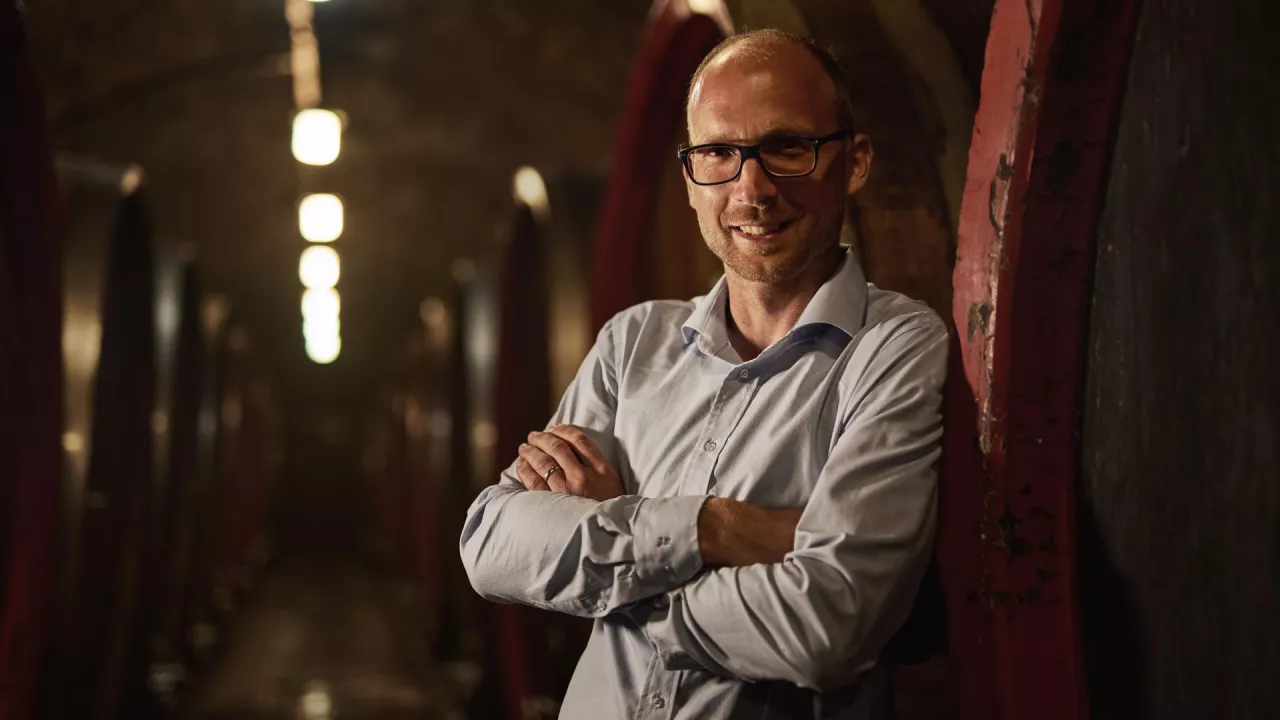 Jan Panek, założyciel Via Tempia chce, by jego firma stała się wiodącym sprzedawcą win archiwalnych w Europie (fot. materiały prasowe)