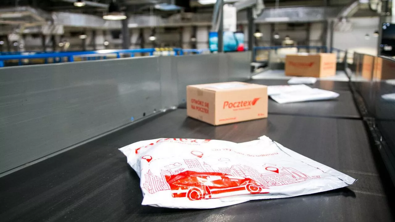 Poczta Polska zamierza zwiększyć udział obsługiwanych paczek i przesyłek kurierskich