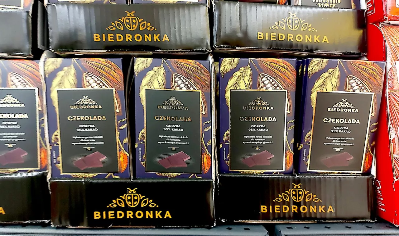 Marka własna premium w sklepie Biedronka, czekolada (wiadomoscihandlowe.pl/MG)