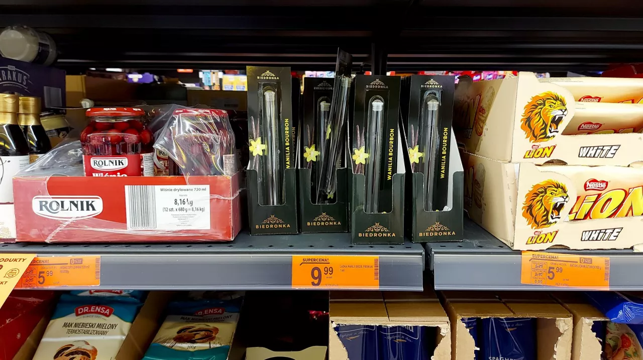 Marka własna premium w sklepie Biedronka, czekolada (wiadomoscihandlowe.pl/MG)