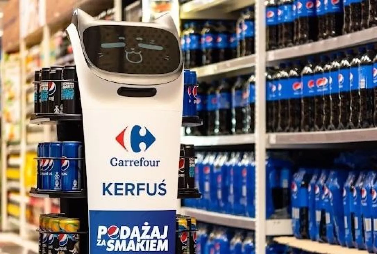 Robot Kerfuś - nowy bohater Carrefoura (zdj. ilustracyjne) (fot. mat. prasowe)