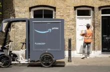 Amazon rozwija sieć pojazdów elektrycznych (Amazon)