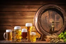 Konsolidacja rzemieślniczych producentów alkoholi (Shutterstock)