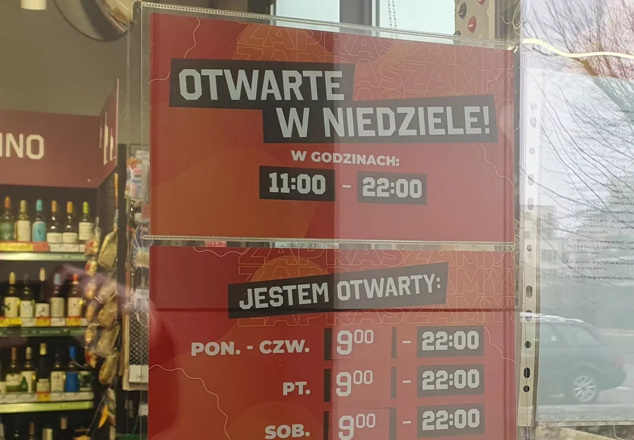 Niektóre sklepy sieci Duży Ben otwarte są w niedziele ”niehandlowe” (fot. wiadomoscihandlowe.pl)