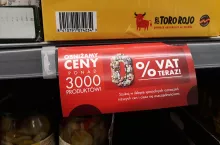Tarcza Antyinflacyjna 2.0 wprowadziła czasową obniżkę podatku VAT na żywność, sklep Biedronka (wiadomoscihandlowe.pl)