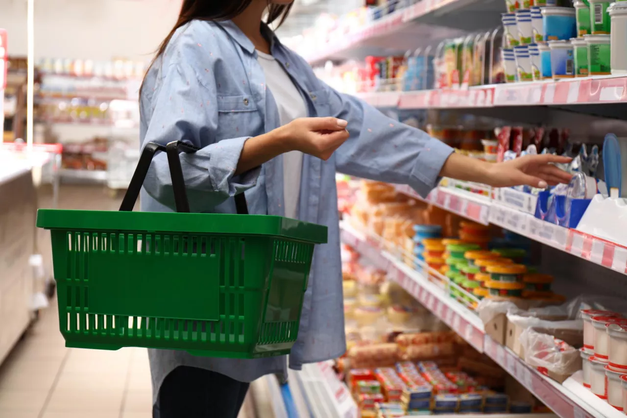 Zerowy VAT na część produktów spożywczych zostanie z nami przynajmniej do końca 2023 roku? (fot. Shutterstock)