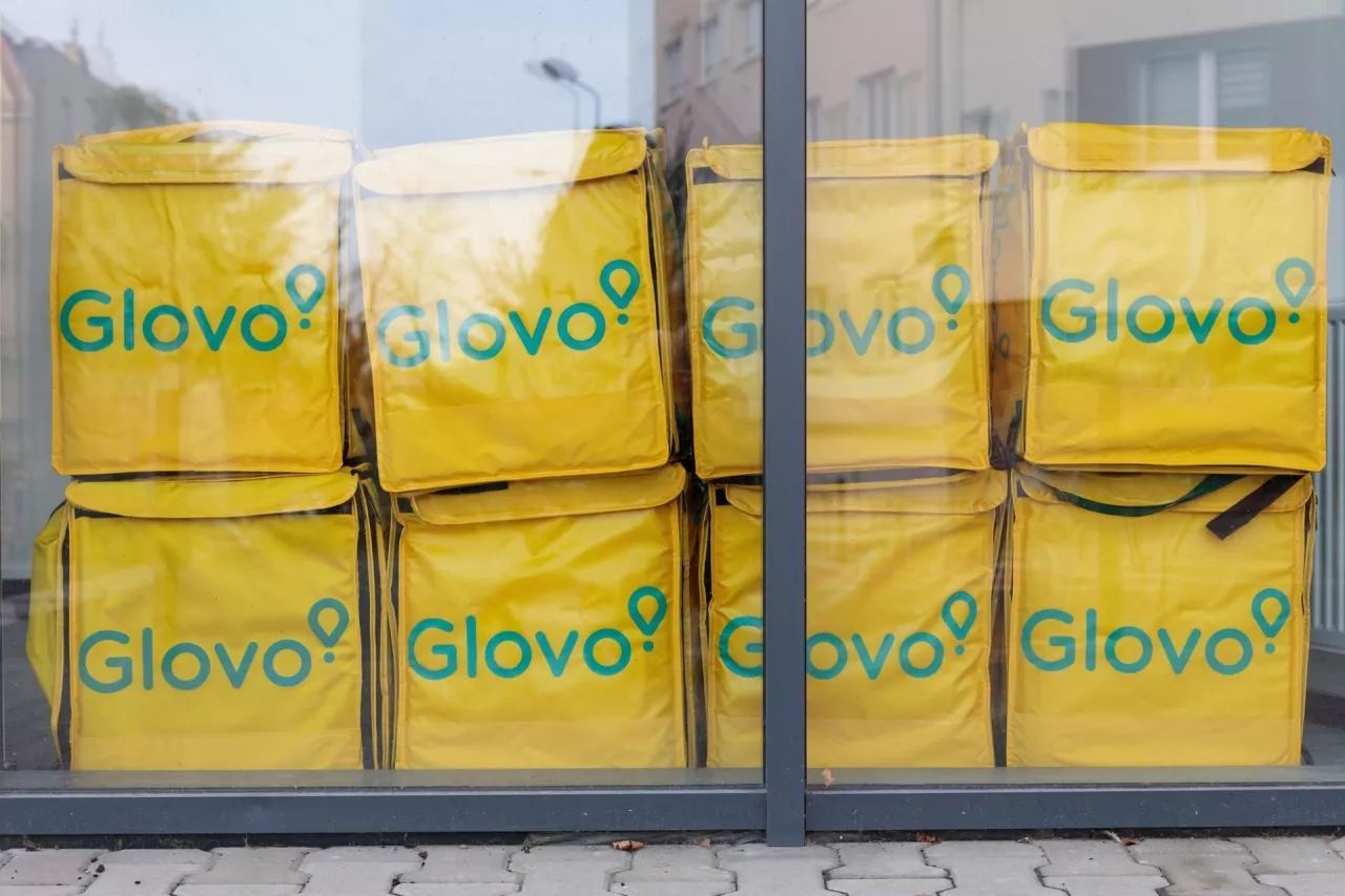 Glovo (fot. Maxshot.pl/Shutterstock)