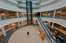 Centrum handlowe Promenada (fot. Michał Kokoszkiewicz)