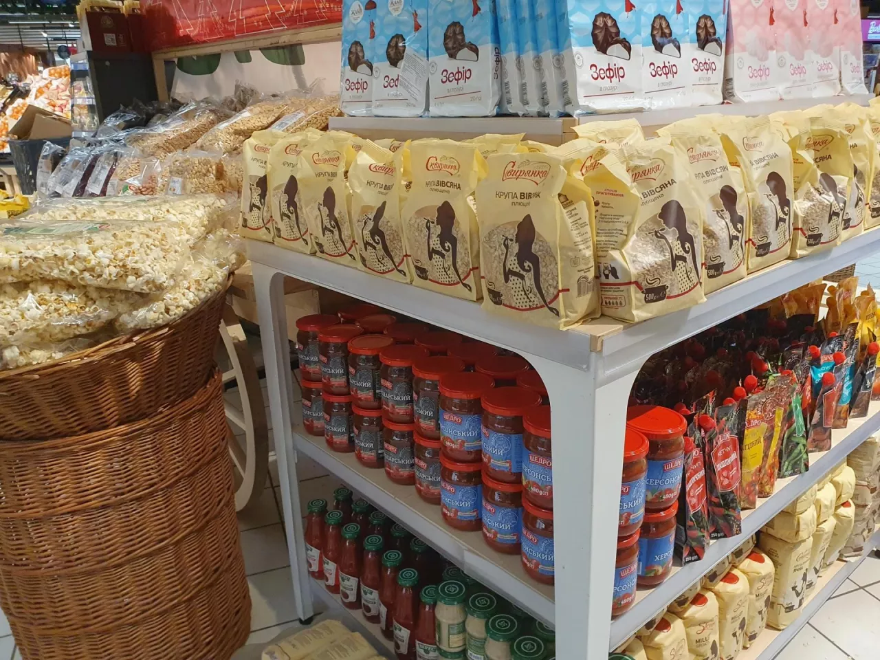 Ukraińskie produkty w sklepie sieci Carrefour