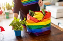 Potencjał zakupowy konsumentów LGBT+ jest niedoceniany (fot. Shutterstock)