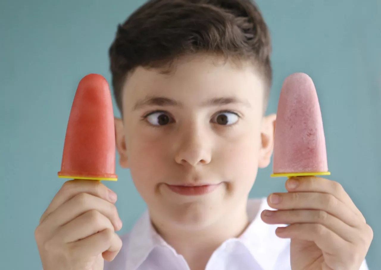 Polakom Dzień Dziecka kojarzy się ze słodyczami (Shutterstock)