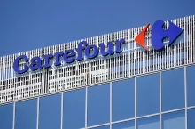 Sieć Carrefour uruchamia kolejną odsłonę Akcji Antyinflacja (fot. LCV / Shutterstock.com)