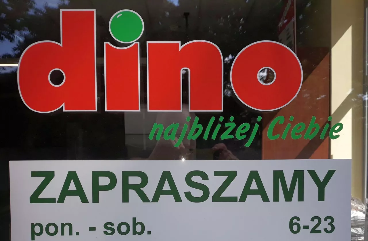 Supermarket sieci Dino Polska (wiadomoscihandlowe.pl)