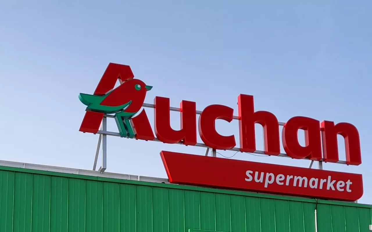 Auchan (Arch. WH)