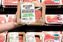 &lt;p&gt;Konsumenci dystansują się do zamienników mięsa (fot. beyondmeat.com)&lt;/p&gt;