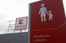 &lt;p&gt;Kaufland kusi rodziny z dziećmi specjalnymi zniżkami (fot. wiadomoscihandlowe.pl)&lt;/p&gt;