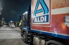 &lt;p&gt;Ciężarówka dostawcza sieci Aldi&lt;/p&gt;
