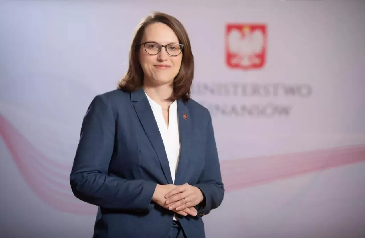 &lt;p&gt;Magdalena Rzeczkowska (fot. Ministerstwo Finansów)&lt;/p&gt;