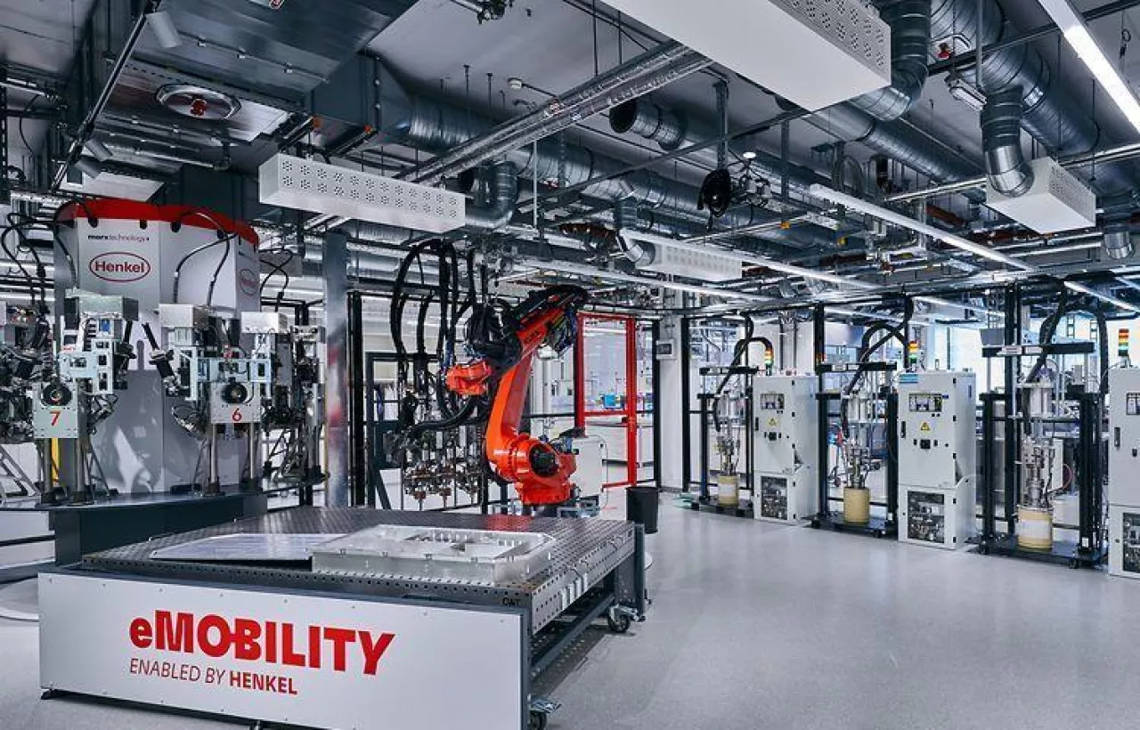 &lt;p&gt;Henkel uruchomi Battery Engineering Centre w swoim Centrum Inspiracji w Dusseldorfie&lt;/p&gt;